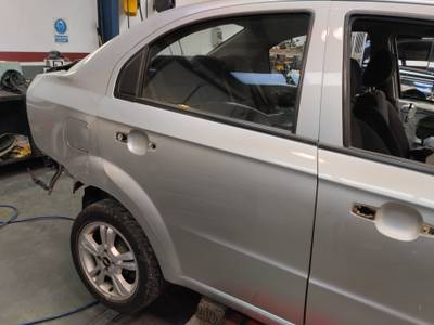 PUERTA TRASERA DERECHA CHEVROLET AVEO 2011 1.4 (101 CV)