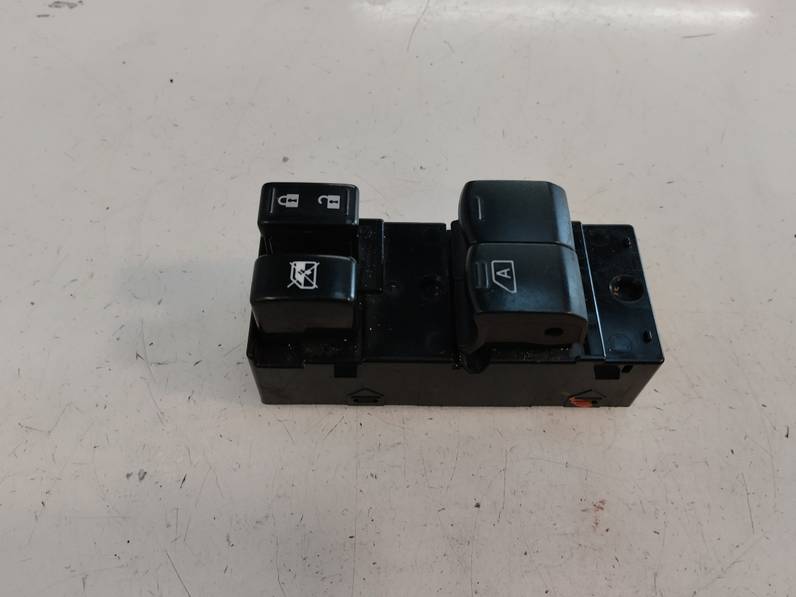 MANDO ELEVALUNAS DELANTERO IZQUIERDO NISSAN MICRA 2016 1.2 (80 CV)