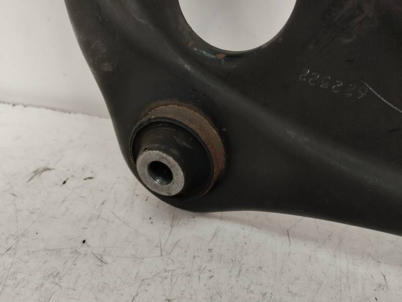 BRAZO SUSPENSION INFERIOR DELANTERO DERECHO NISSAN MICRA 2016 1.2 (80 CV)