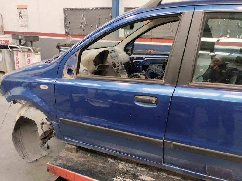 PUERTA DELANTERA IZQUIERDA FIAT PANDA 2005 1.2 (60 CV)