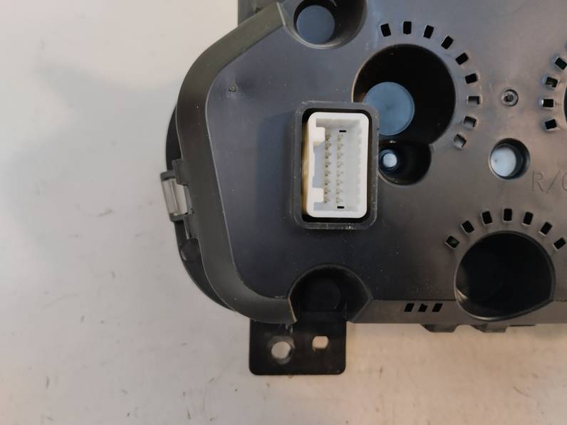 CUADRO INSTRUMENTOS CHEVROLET AVEO 2011 1.4 (101 CV)