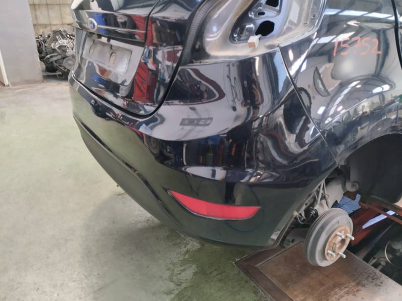 PARAGOLPES TRASERO FORD FIESTA 2010 1.6 TDCI (95 CV)