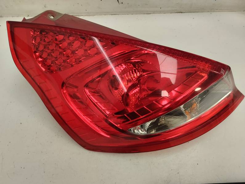 PILOTO TRASERO IZQUIERDO FORD FIESTA 2010 1.6 TDCI (95 CV)