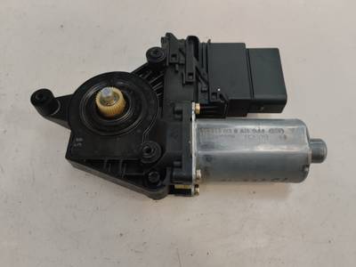 MOTOR ELEVALUNAS TRASERO DERECHO VOLKSWAGEN PASSAT BERLINA 2004 1.9 TDI (131 CV)