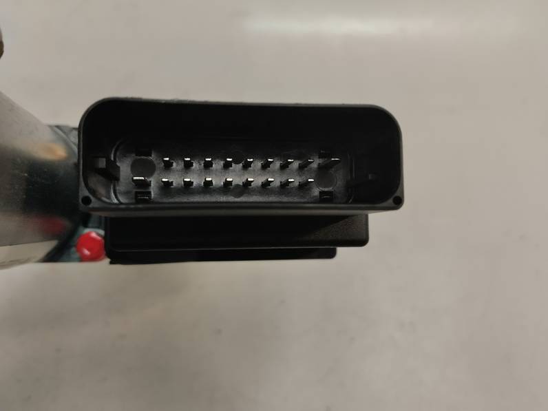 MOTOR ELEVALUNAS TRASERO DERECHO VOLKSWAGEN PASSAT BERLINA 2004 1.9 TDI (131 CV)