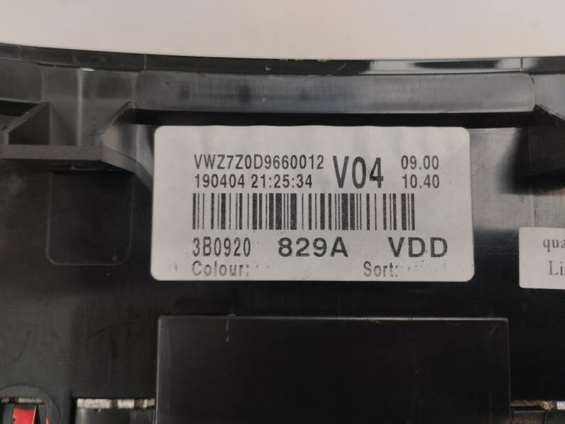 CUADRO INSTRUMENTOS VOLKSWAGEN PASSAT BERLINA 2004 1.9 TDI (131 CV)