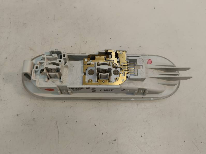 LUZ INTERIOR DACIA DUSTER 2016 1.5 DCI D FAP (109 CV)