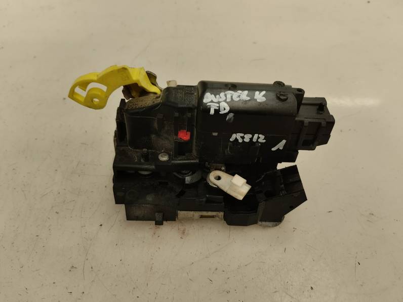 CERRADURA PUERTA TRASERA DERECHA DACIA DUSTER 2016 1.5 DCI D FAP (109 CV)