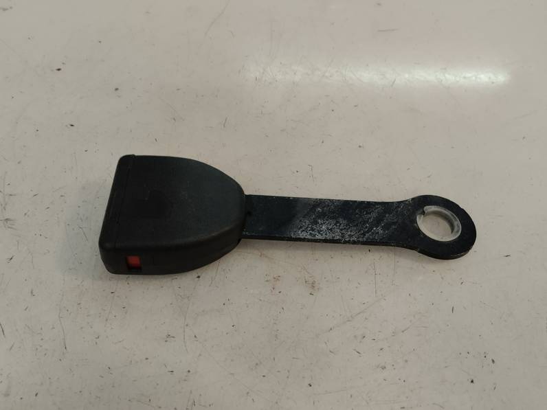 CINTURON SEGURIDAD TRASERO CENTRAL TOYOTA COROLLA VERSO 2007 2.2 TURBODIESEL (136 CV)