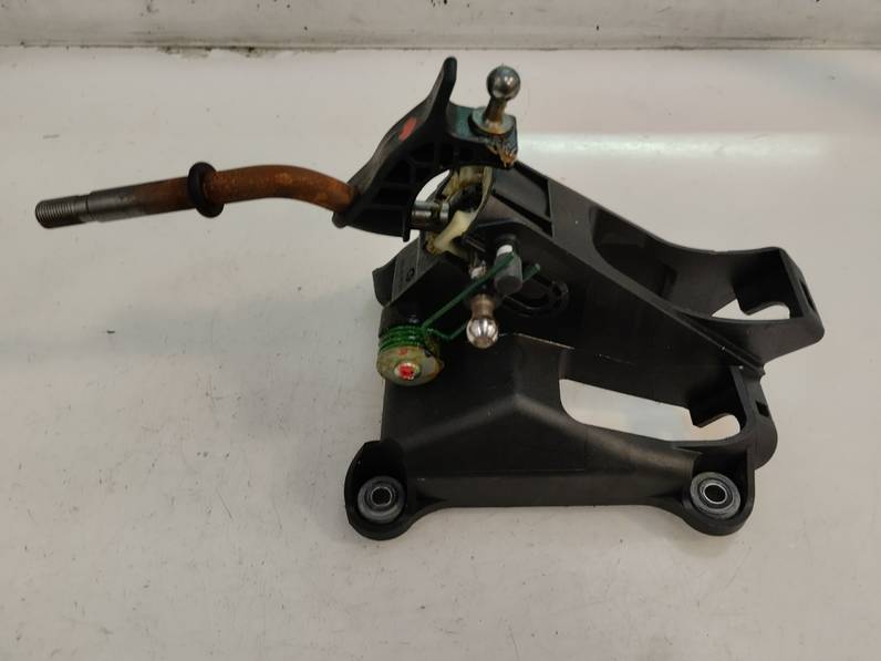 PALANCA CAMBIO TOYOTA COROLLA VERSO 2007 2.2 TURBODIESEL (136 CV)