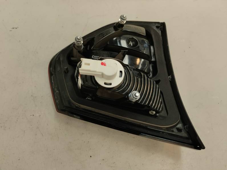 PILOTO TRASERO DERECHO INTERIOR CITROEN C4 PICASSO 2012 1.6 HDI FAP (112 CV)