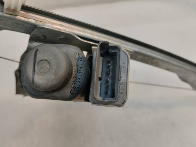 ELEVALUNAS TRASERO IZQUIERDO CITROEN C4 PICASSO 2012 1.6 HDI FAP (112 CV)