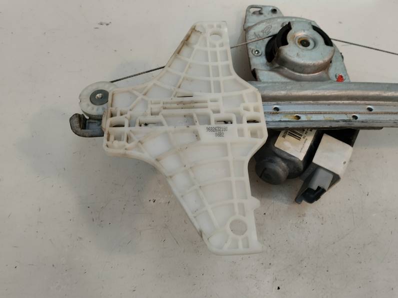 ELEVALUNAS TRASERO IZQUIERDO CITROEN C4 PICASSO 2012 1.6 HDI FAP (112 CV)