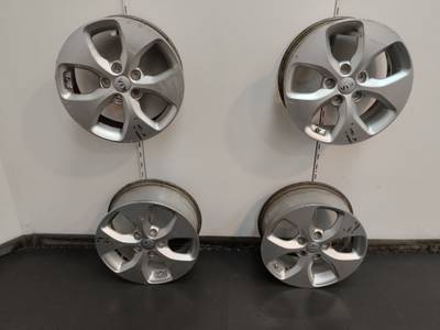 JUEGO LLANTAS KIA CARENS 2015 1.7 CRDI (116 CV)