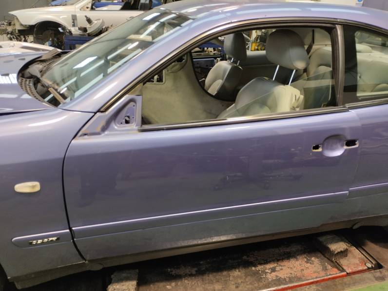 PUERTA DELANTERA IZQUIERDA MERCEDES CLASE CLK COUPE 1999 2.0 16V (136 CV)