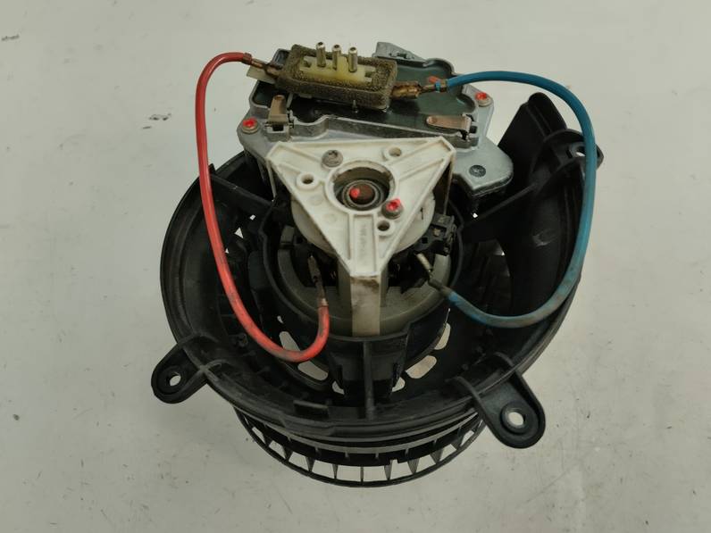 MOTOR CALEFACCION MERCEDES CLASE CLK COUPE 1999 2.0 16V (136 CV)