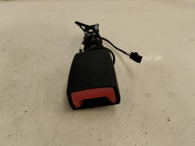 CINTURON SEGURIDAD DELANTERO IZQUIERDO SKODA RAPID 2014 1.2 8V TSI (86 CV)