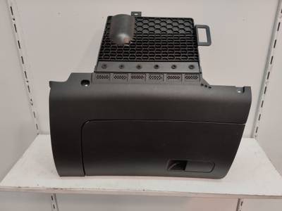 GUANTERA SKODA RAPID 2014 1.2 8V TSI (86 CV)