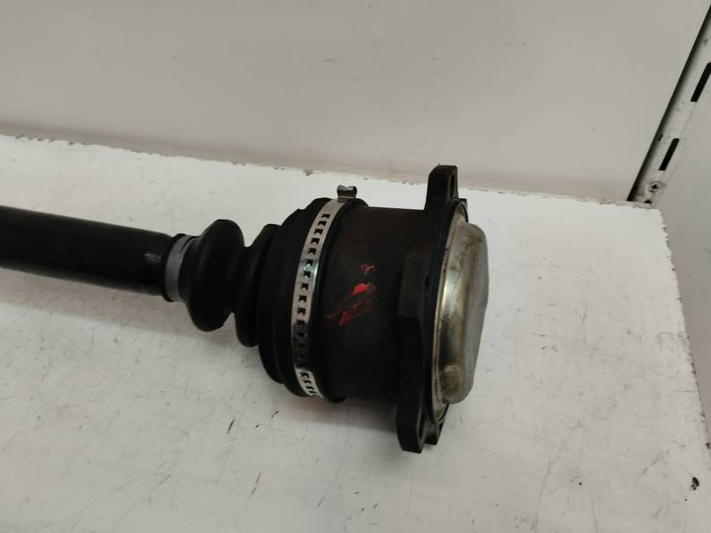 TRANSMISION DELANTERA DERECHA VOLKSWAGEN PASSAT BERLINA 2004 1.9 TDI (131 CV)