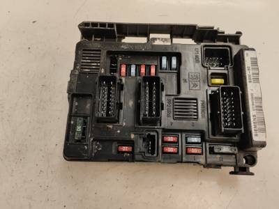 CAJA RELES FUSIBLES CITROEN BERLINGO 2007 1.6 16V HDI (75 CV)