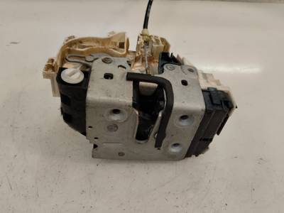 CERRADURA PUERTA TRASERA DERECHA CHRYSLER SEBRING BERLINA 2008 2.0 CRD (140 CV)