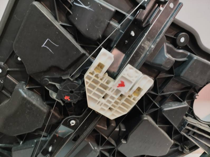 ELEVALUNAS TRASERO IZQUIERDO CHRYSLER SEBRING BERLINA 2008 2.0 CRD (140 CV)