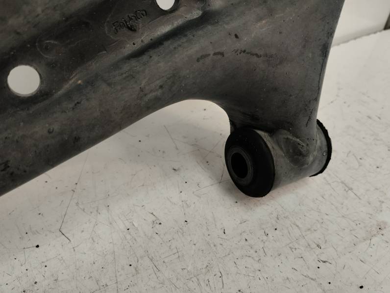 BRAZO SUSPENSION INFERIOR DELANTERO IZQUIERDO FORD TRANSIT COURIER 2018 1.5 TDCI (75 CV)