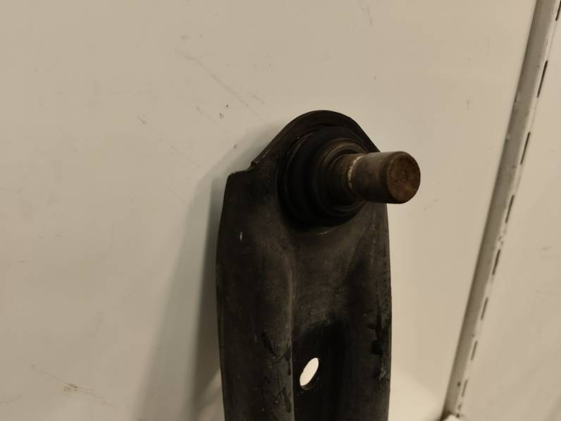 BRAZO SUSPENSION INFERIOR DELANTERO IZQUIERDO FORD TRANSIT COURIER 2018 1.5 TDCI (75 CV)