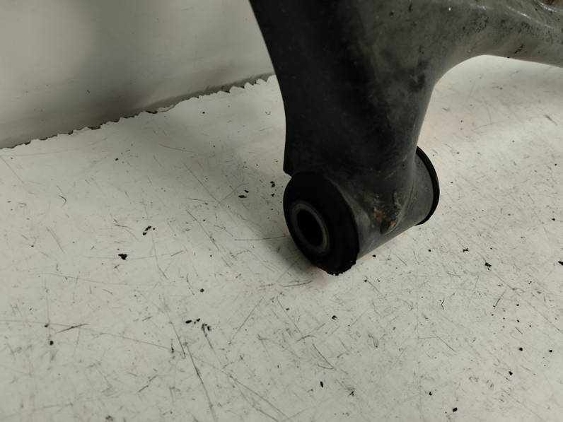 BRAZO SUSPENSION INFERIOR DELANTERO DERECHO FORD TRANSIT COURIER 2018 1.5 TDCI (75 CV)