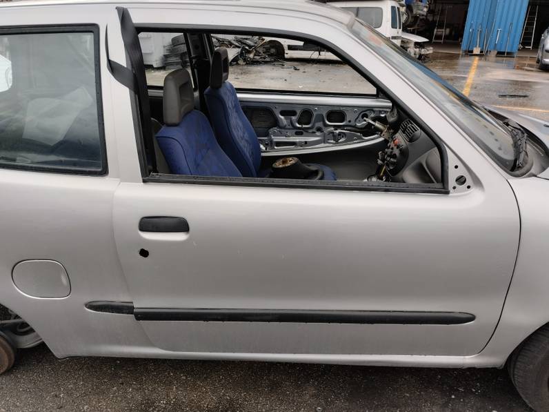 PUERTA DELANTERA DERECHA FIAT SEICENTO 2000 1.1 (54 CV)