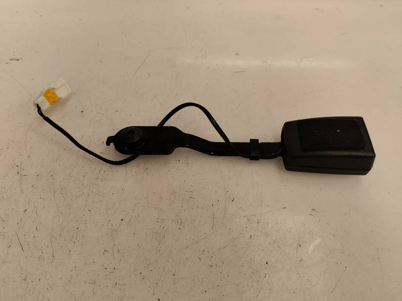 CINTURON SEGURIDAD DELANTERO DERECHO CITROEN C3 2016 1.2 12V VTI (82 CV)