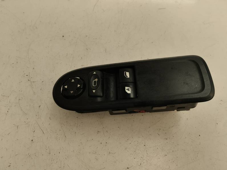 MANDO ELEVALUNAS DELANTERO IZQUIERDO CITROEN C3 2016 1.2 12V VTI (82 CV)