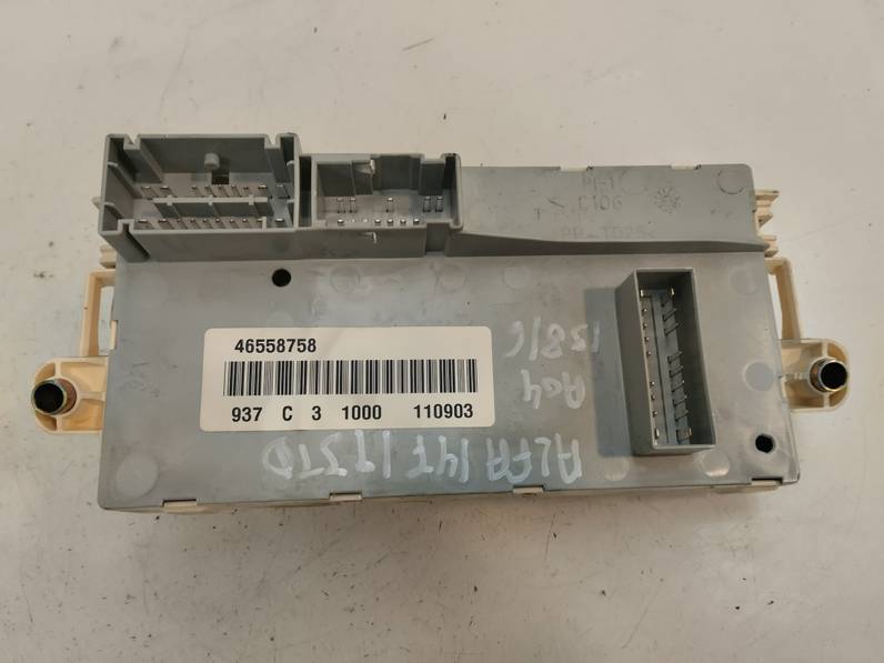 CAJA RELES FUSIBLES ALFA ROMEO 147 2004 1.9 JTD (116 CV)