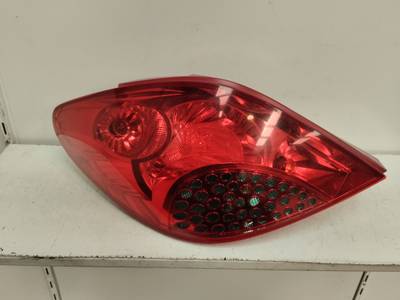 PILOTO TRASERO IZQUIERDO PEUGEOT 207 2006 1.4 16V (88 CV)