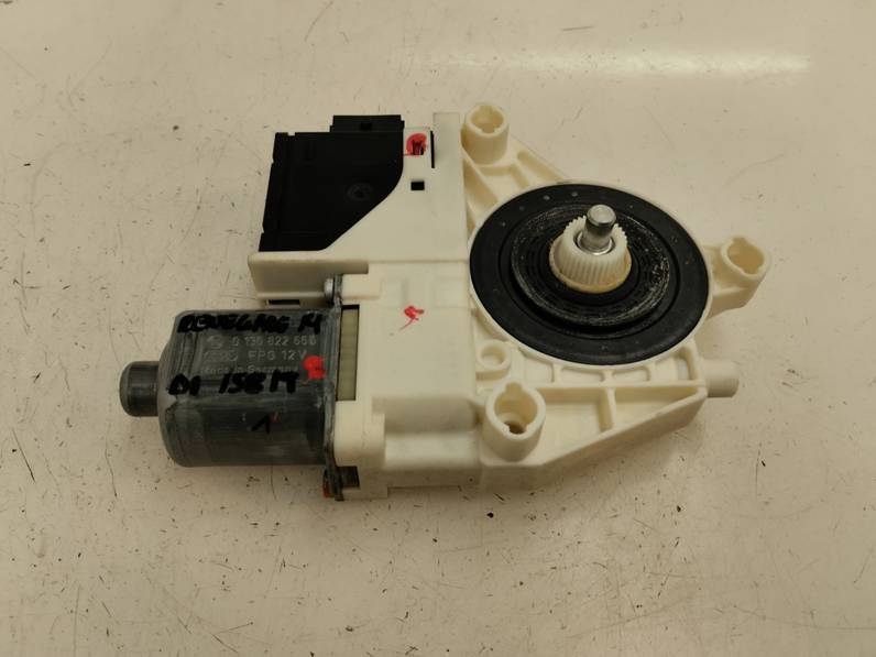 MOTOR ELEVALUNAS DELANTERO IZQUIERDO JEEP RENEGADE 2014 1.6 M-JET (120 CV)