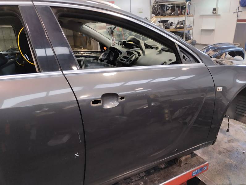 PUERTA DELANTERA DERECHA OPEL INSIGNIA SPORTS TOURER 2009 2.0 CDTI (131 CV)