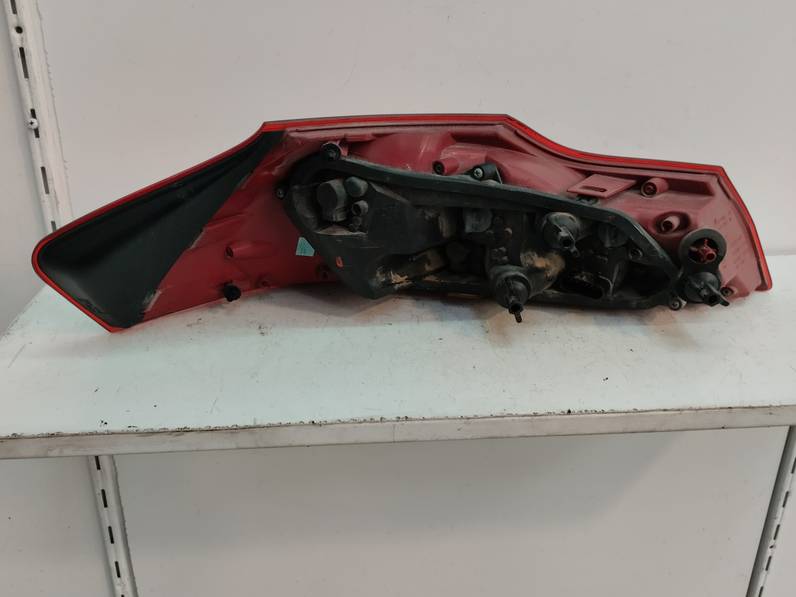 PILOTO TRASERO DERECHO OPEL INSIGNIA SPORTS TOURER 2009 2.0 CDTI (131 CV)