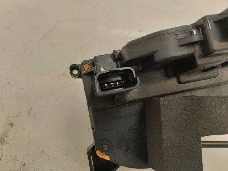 CERRADURA PUERTA TRASERA IZQUIERDA RENAULT CLIO III 2010 1.5 DCI D (65 CV)