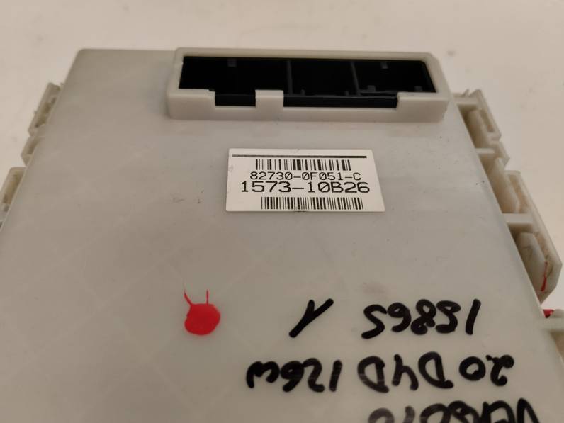 CAJA RELES FUSIBLES TOYOTA VERSO 2010 2.0 D-4D (126 CV)