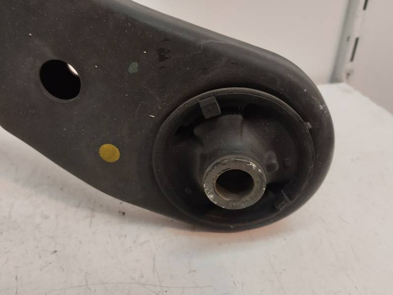 BRAZO SUSPENSION INFERIOR DELANTERO DERECHO TOYOTA VERSO 2010 2.0 D-4D (126 CV)