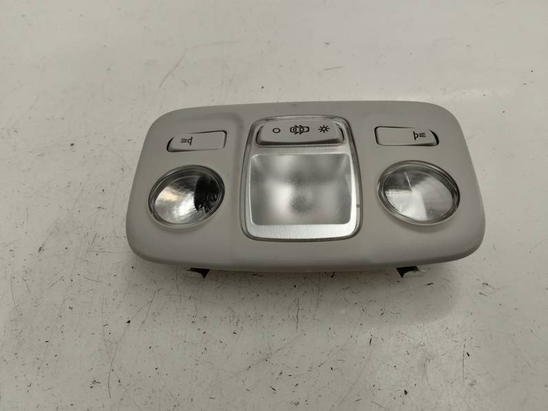 LUZ INTERIOR CITROEN C4 PICASSO 2017 1.2 12V E-THP / PURETECH (131 CV)