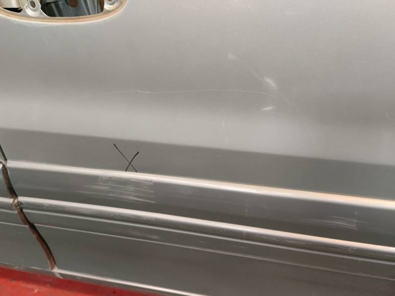 PUERTA DELANTERA DERECHA KIA CARNIVAL II 2005 2.5 V6 (150 CV)