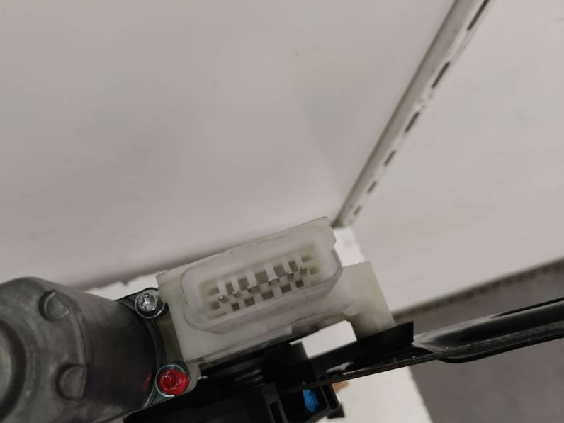 ELEVALUNAS DELANTERO IZQUIERDO CITROEN C4 PICASSO 2017 1.2 12V E-THP / PURETECH (131 CV)