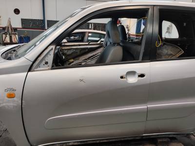 PUERTA DELANTERA IZQUIERDA TOYOTA RAV 4 2002 2.0 TURBODIESEL (116 CV)