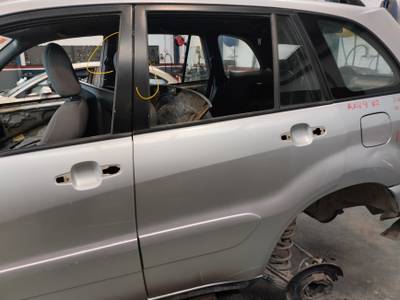 PUERTA TRASERA IZQUIERDA TOYOTA RAV 4 2002 2.0 TURBODIESEL (116 CV)