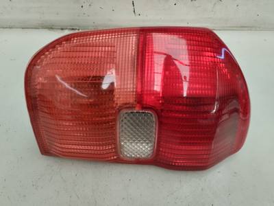 PILOTO TRASERO IZQUIERDO TOYOTA RAV 4 2002 2.0 TURBODIESEL (116 CV)