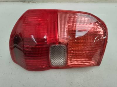 PILOTO TRASERO DERECHO TOYOTA RAV 4 2002 2.0 TURBODIESEL (116 CV)