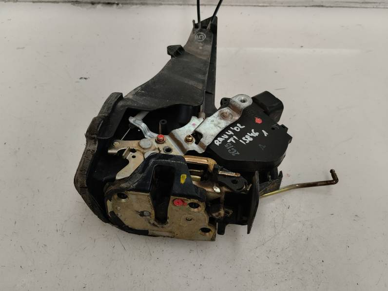 CERRADURA PUERTA TRASERA IZQUIERDA TOYOTA RAV 4 2002 2.0 TURBODIESEL (116 CV)