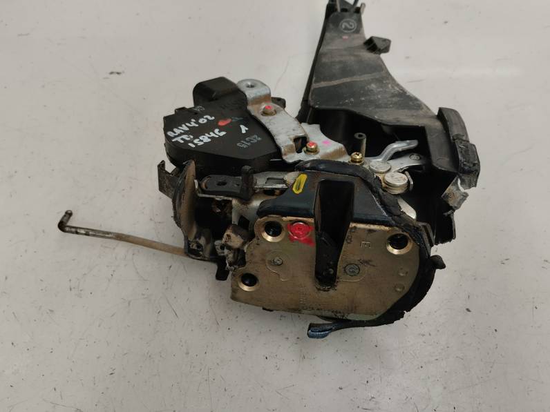 CERRADURA PUERTA TRASERA DERECHA TOYOTA RAV 4 2002 2.0 TURBODIESEL (116 CV)