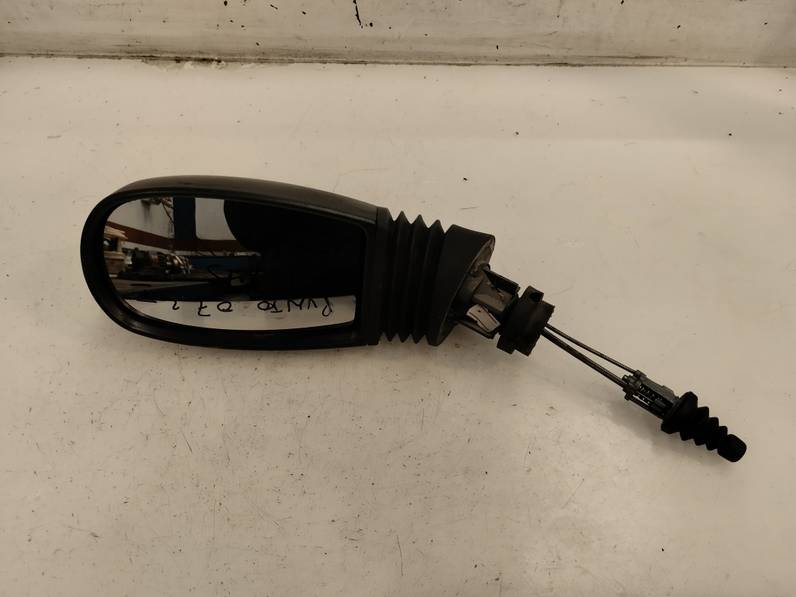 RETROVISOR IZQUIERDO FIAT PUNTO BERLINA 2007 1.3 JTD (69 CV)